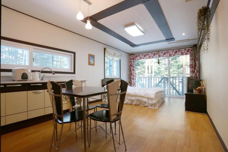 Blue Sky Milky Way Pension Yangyang Ngoại thất bức ảnh